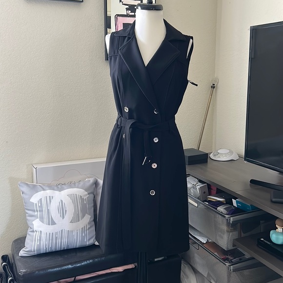 White House black market sleeveless black trench coat dress 6 - Picture 5 of 14